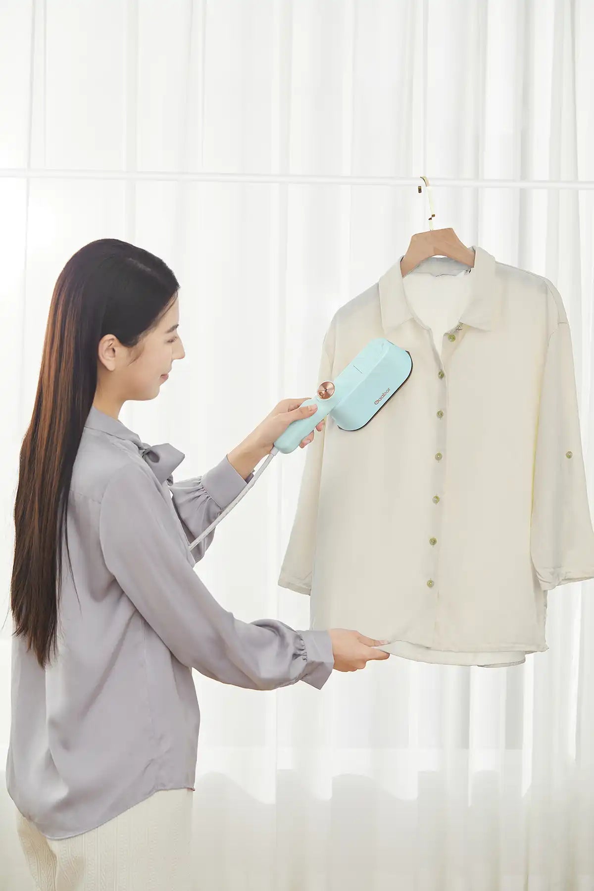 Gaabor Fast Steam Portable Steam Iron with Gloves HM-M01A